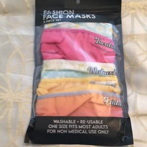 Fashion Face Masks-NWT-5 Piece Set-Adults